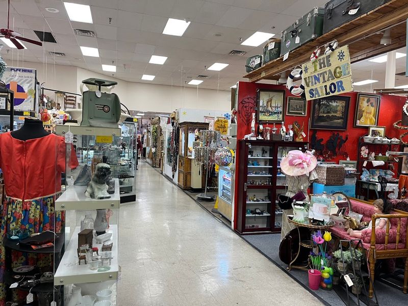 Rare Advertising Signs And Retro Americana