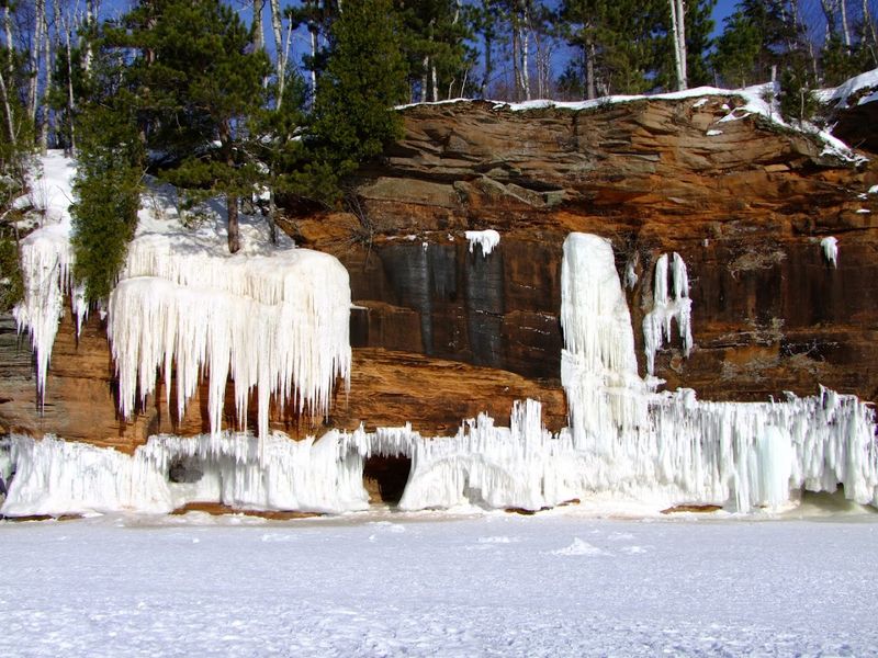 Apostle Islands Sea Caves, Bayfield