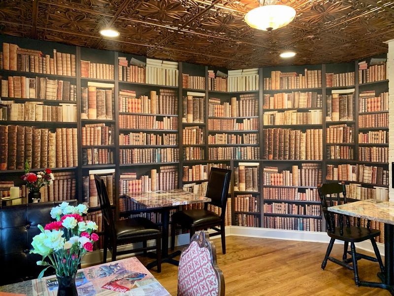 The Book And Bee Cafe And Tea