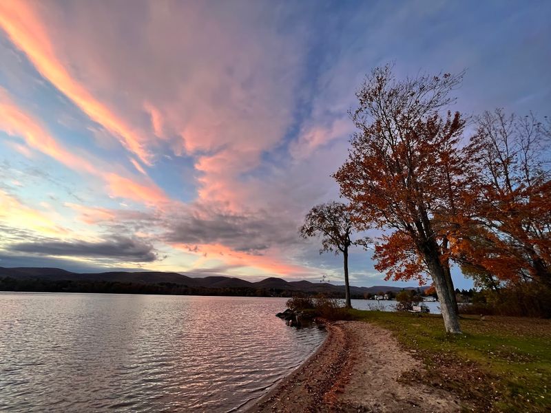 Onota Lake, Pittsfield