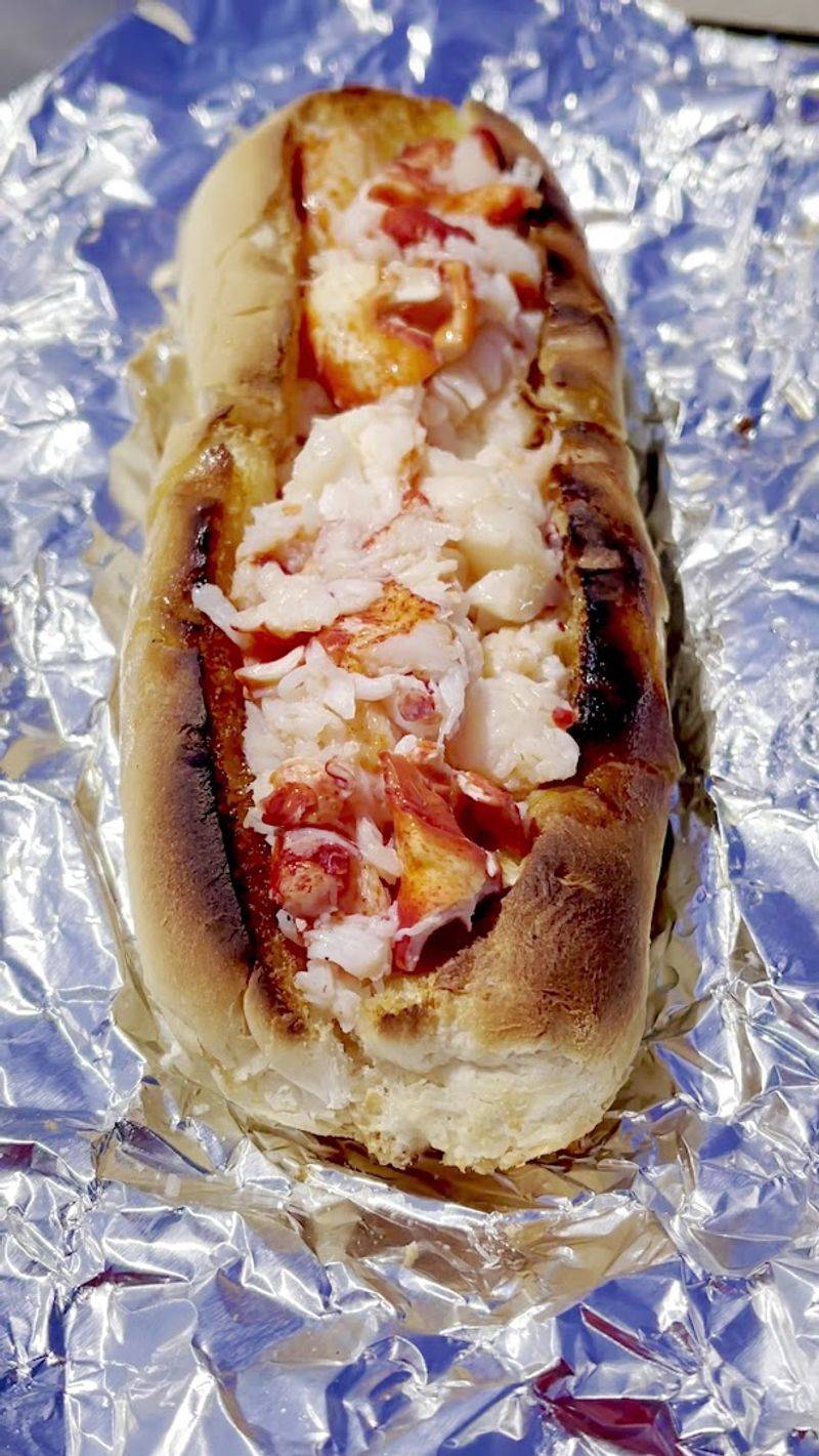 The Lobster Roll You Will Keep Thinking About