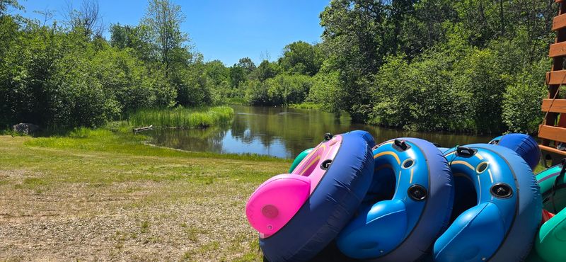 Tubing Versus Kayaking On The Crystal River