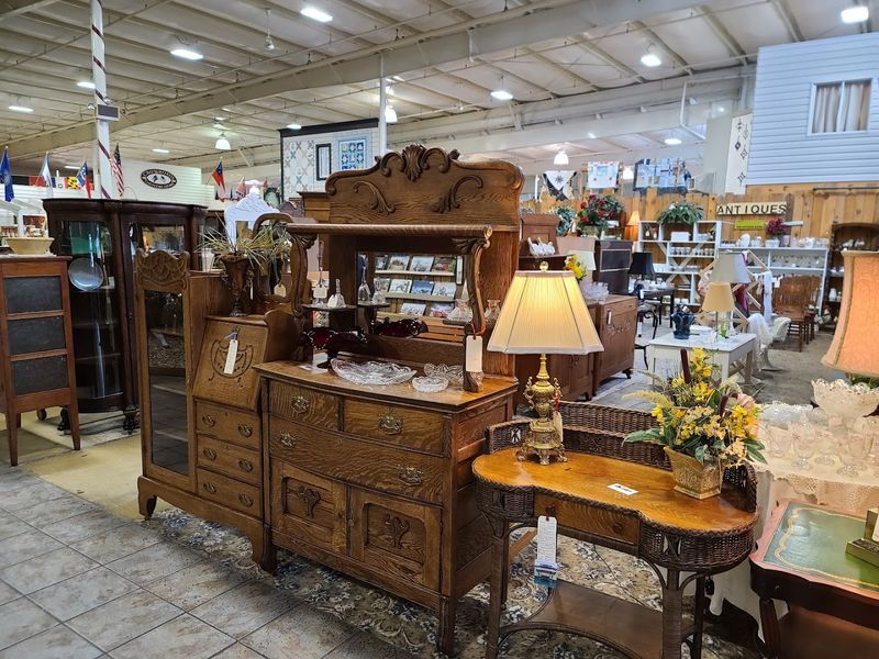 A Treasure-Packed Stop For Antique Finds