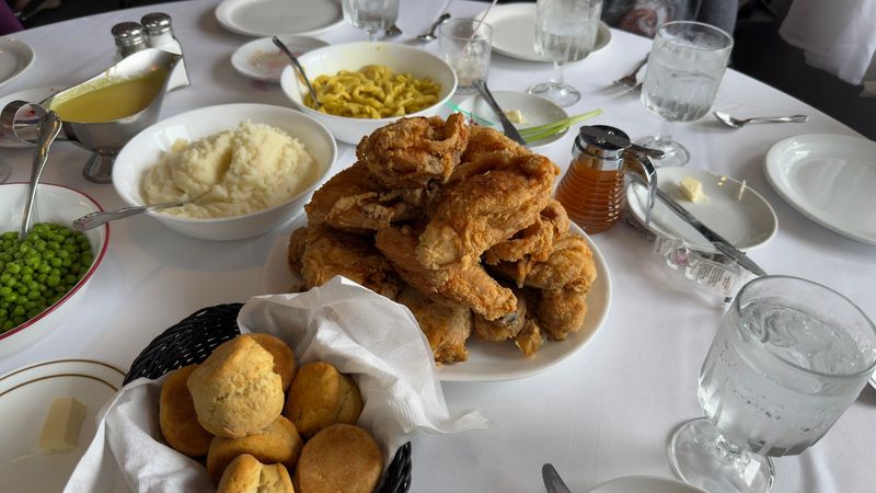 The Pan-Fried Chicken Worth Planning Around