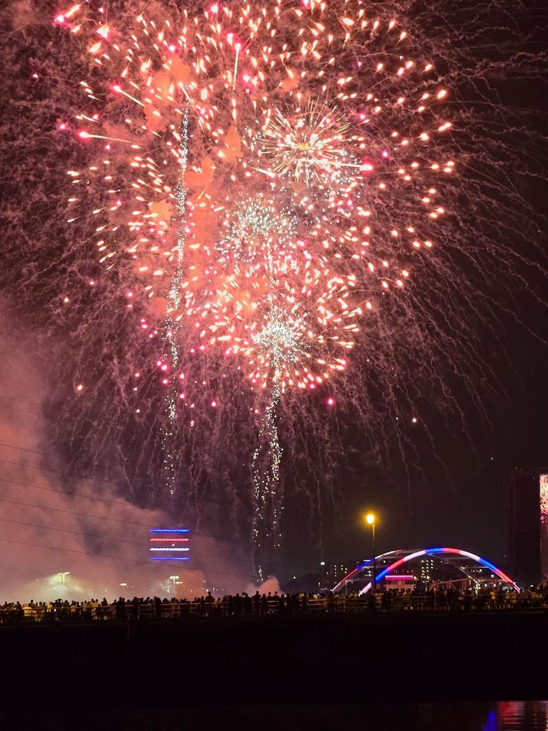 A Drone Light Show That Rewrote The Record Books