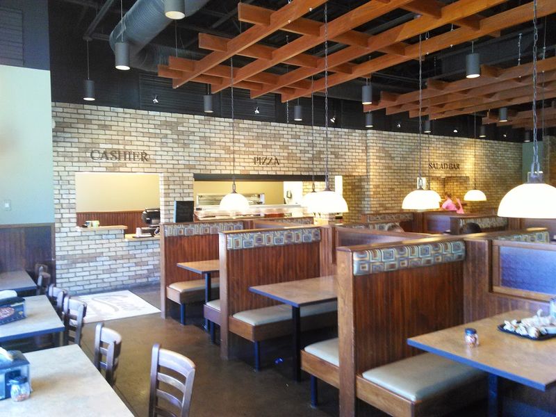The Deep-Dish Spot That Earns Its Hype