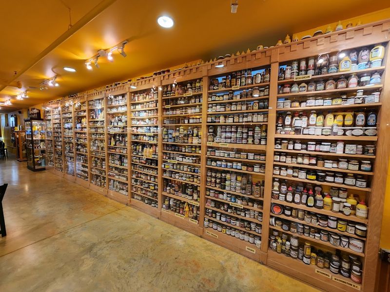 National Mustard Museum, Middleton, WI