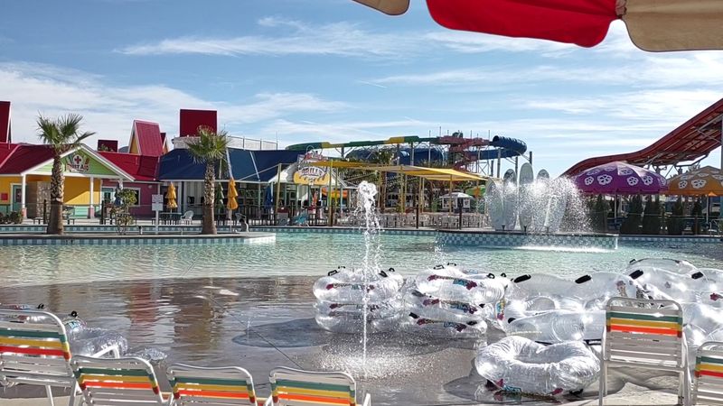 Boardwalk Bay Offers A Classic Pool Break