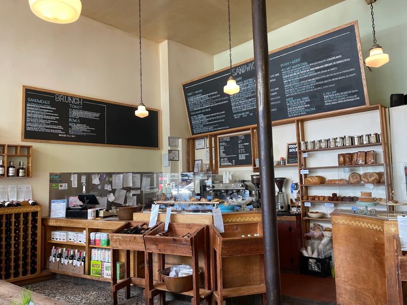 Hi-Rise Bread Company 