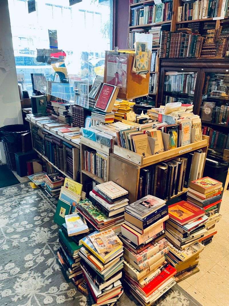 Alabaster Bookshop