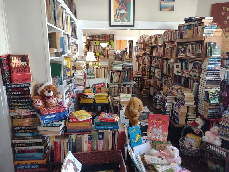 Sage Coffee And Books