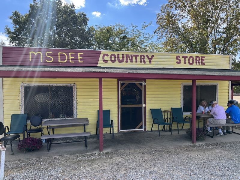 Ms. Dee's Country Store