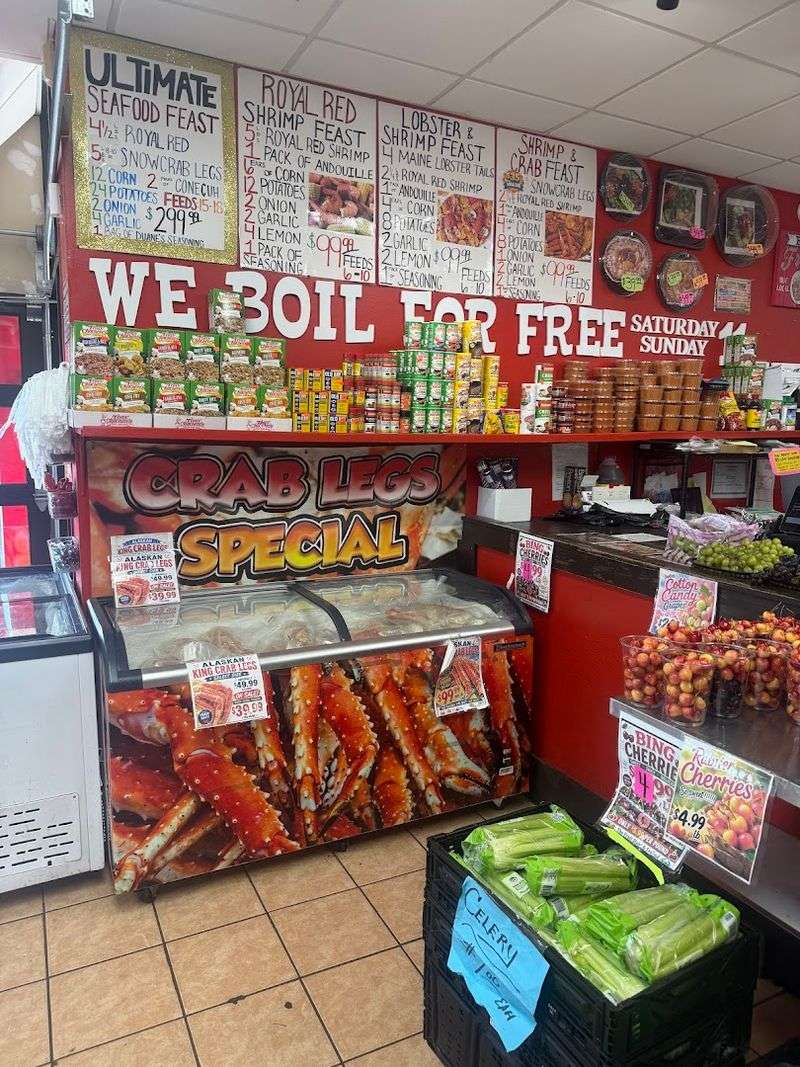 Fresh Seafood Fried To Order Right In Front Of You
