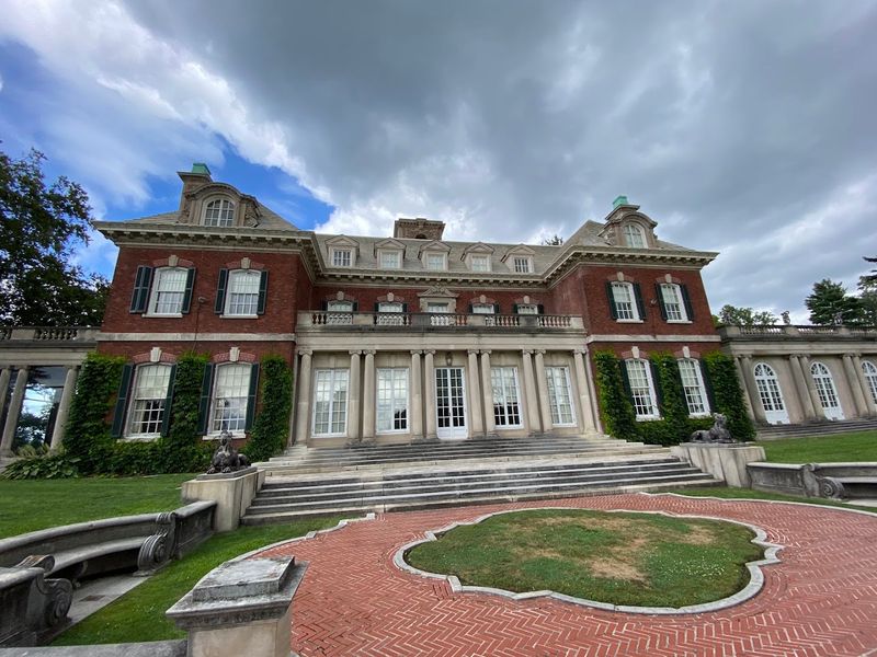 Old Westbury Gardens: The Estate Behind The Legend