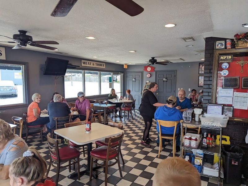 A Small-Town Stop With More Heart Than Expected
