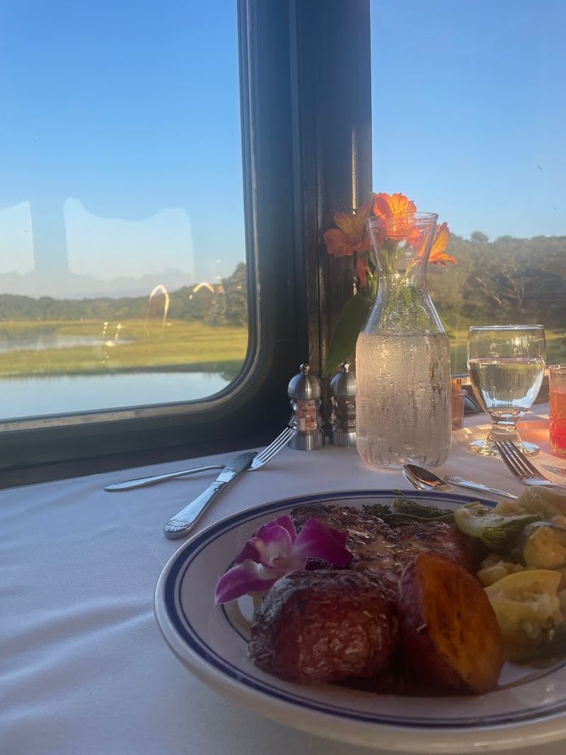 Gastronomic Delights On Moving Tracks