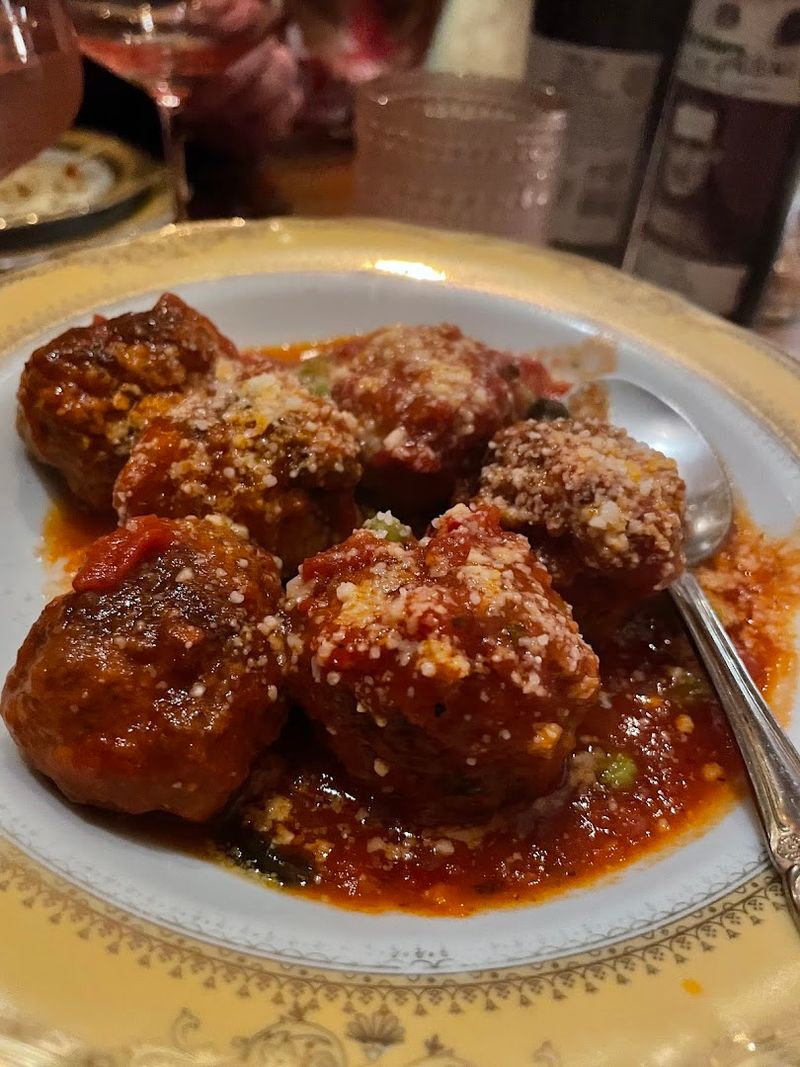 Fixed-Price Multicourse Meals That Keep Coming