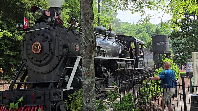 From Alaska's Wilds To Tennessee's Heartland