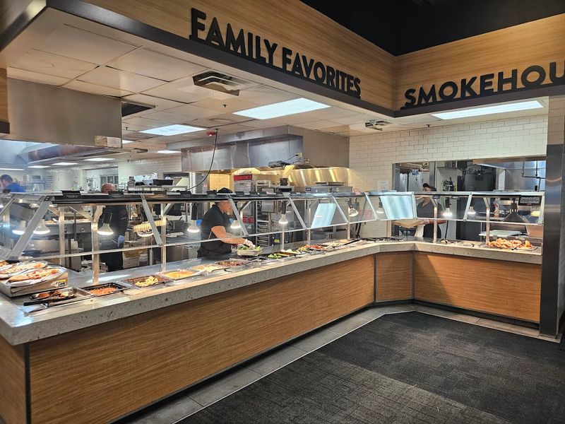 Golden Corral Buffet & Grill