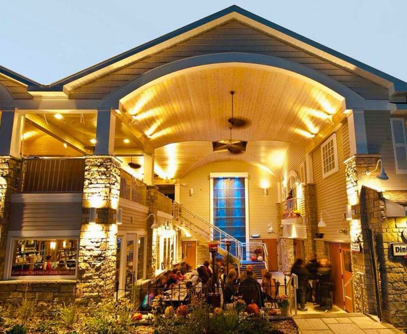 LOFT Gives Fish Creek A Modern Dinner Stop