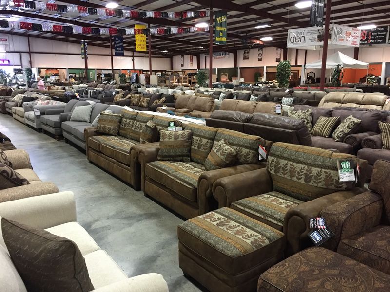 Decades Of Dedicated Service In Tennessee