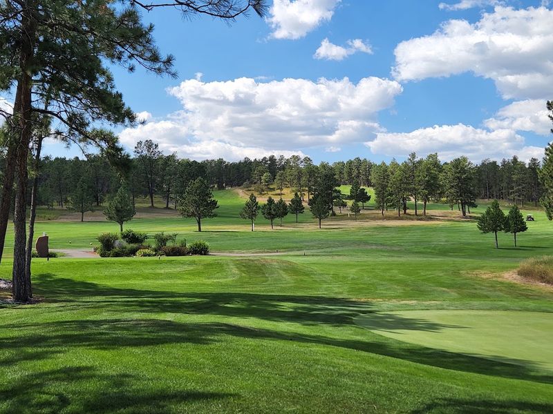 Golfers Get A Scenic Course Without Resort Town Crowds