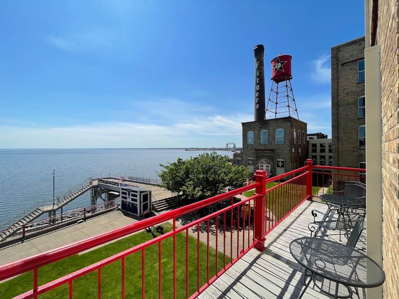 Boat Club Restaurant - Duluth
