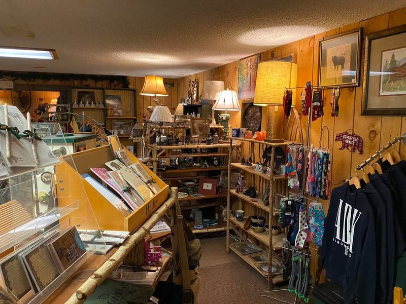 The Market Barn & MB Deli