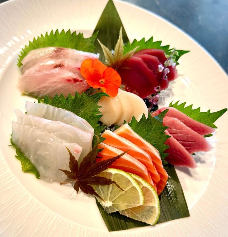 A Closer Look At The Raw Bar