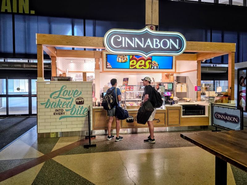 Cinnabon At South Station, Boston