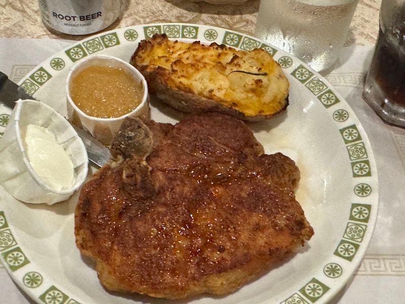 Broasted Chicken Makes Choosing Dinner Much Harder