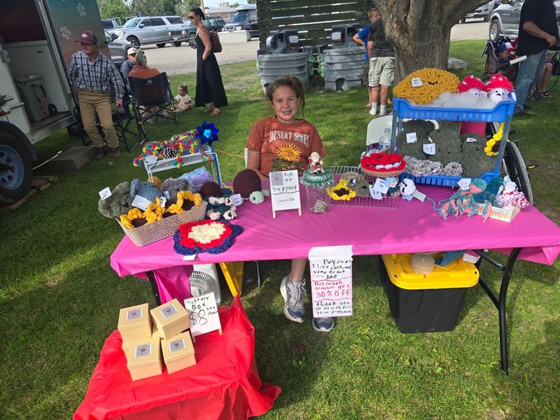 Local Artists Join The Market