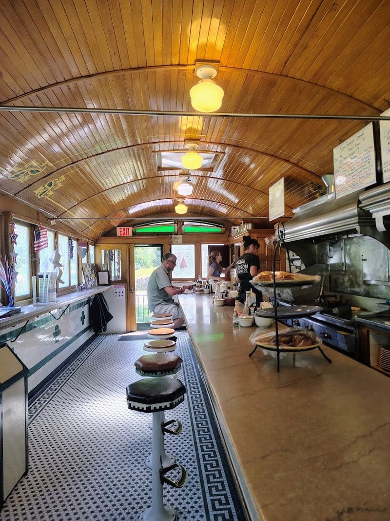 Dan's Diner