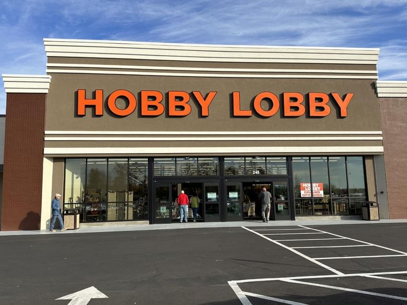 Hobby Lobby, Attleboro