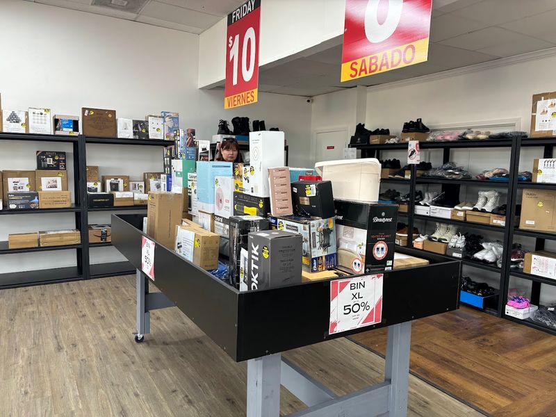Daily Deals Outlet - The Bin Store - Houston, TX