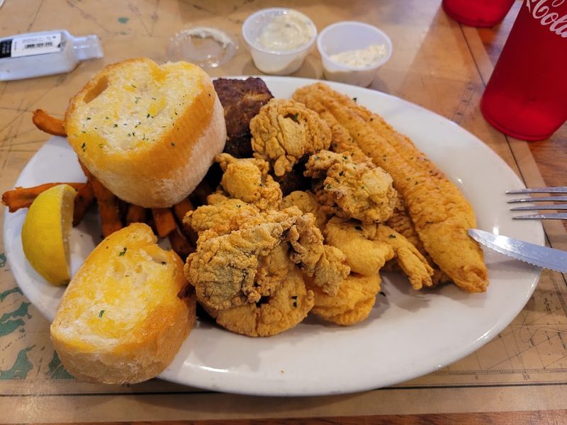 Fried Seafood Platters Worth Every Single Calorie