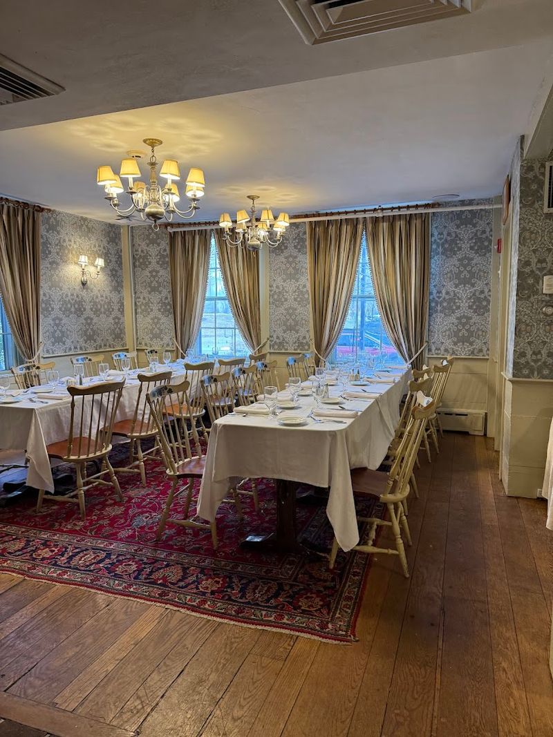 Concord's Colonial Inn