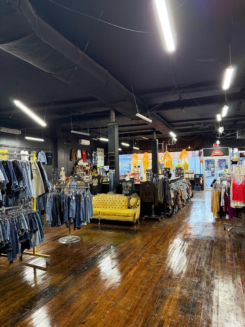 Budget Friendly Shopping Tips For Thrift Stores