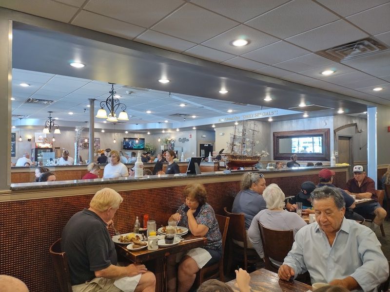 Iron Town Diner, Saugus