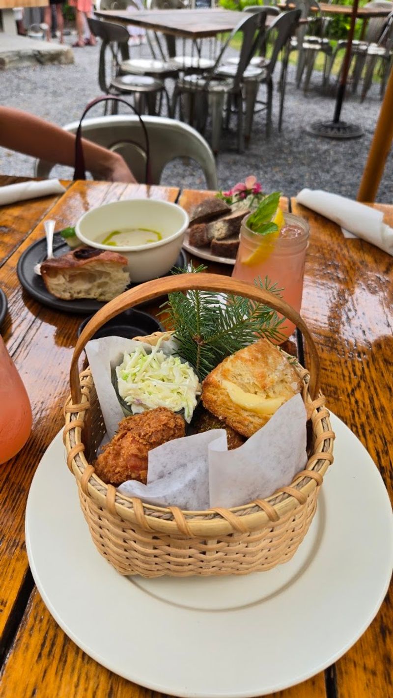 A Daytime Counter Offers Food Without The Dinner Lottery