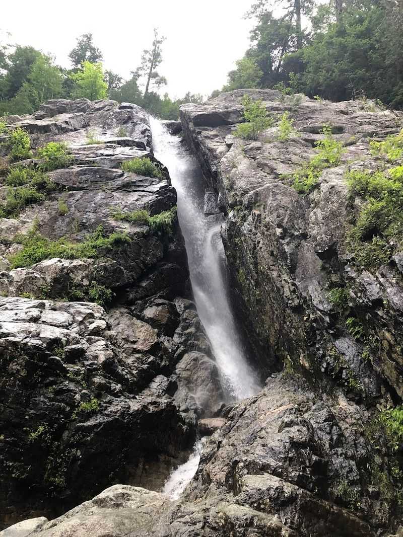 Roaring Brook Falls