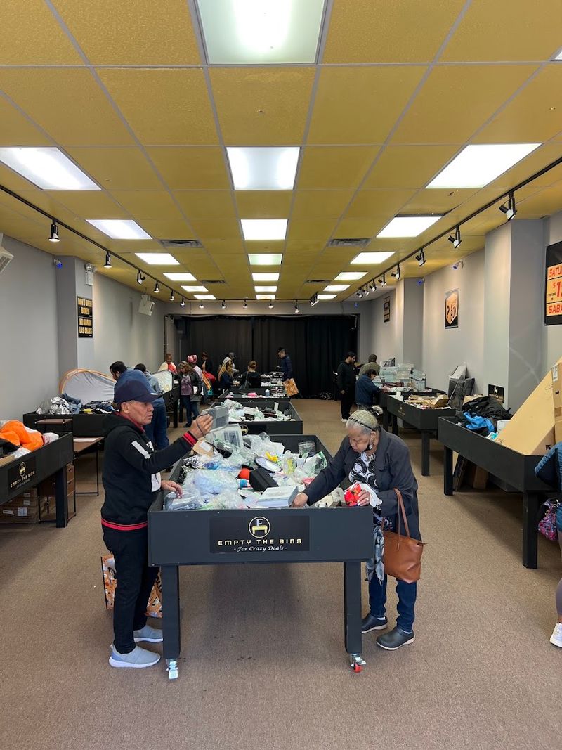 The Treasure Hunt Shopping Experience That Keeps People Hooked