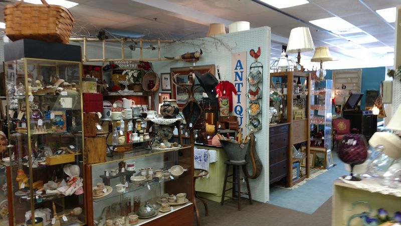 Furniture And Decor Worth A Second Look