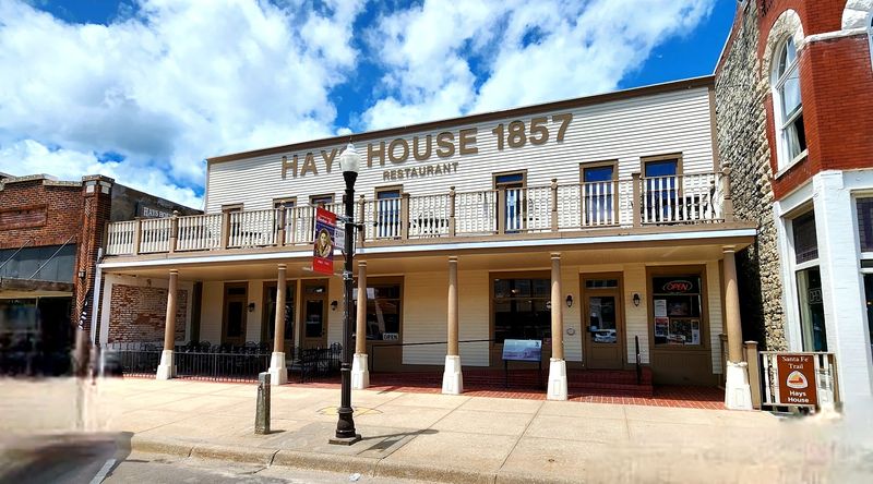 Cozy Dining Options Featuring Local Cuisine