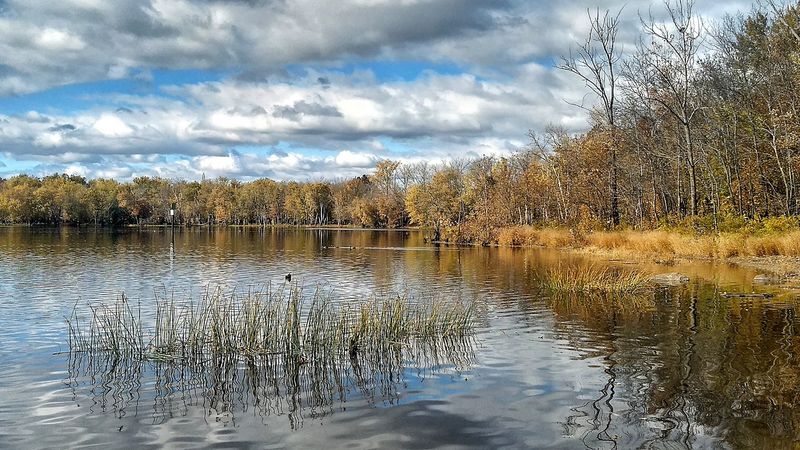 Nature Trails And Riverside Views