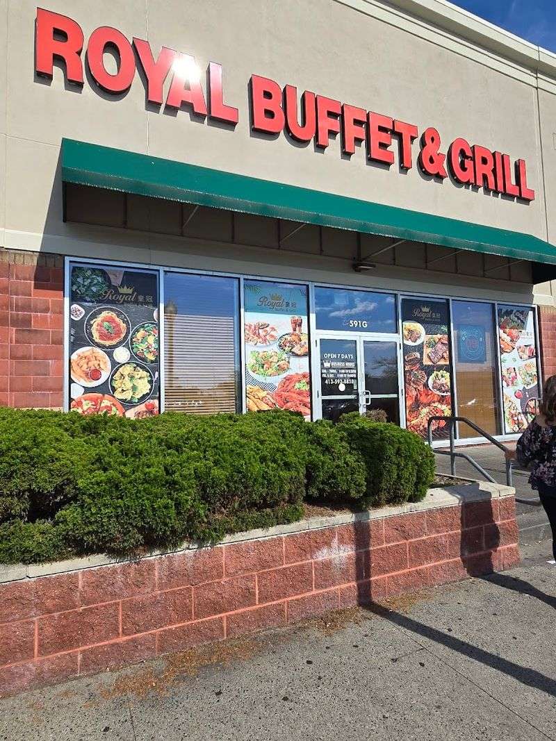 Royal Buffet & Grill