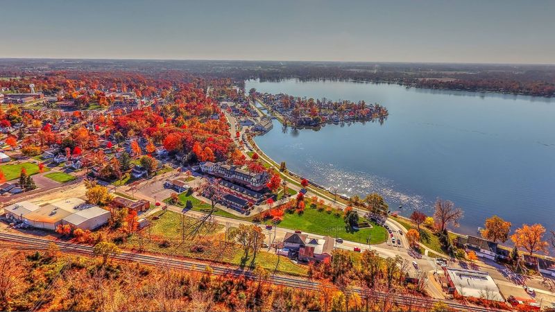 Your Perfect Lakeside Retreat