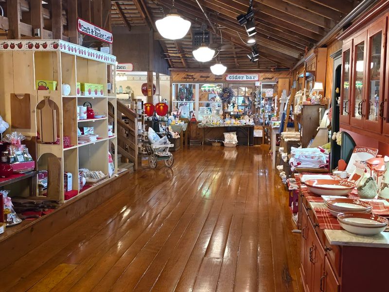 The Apple Barn And Cider Mill, Sevierville