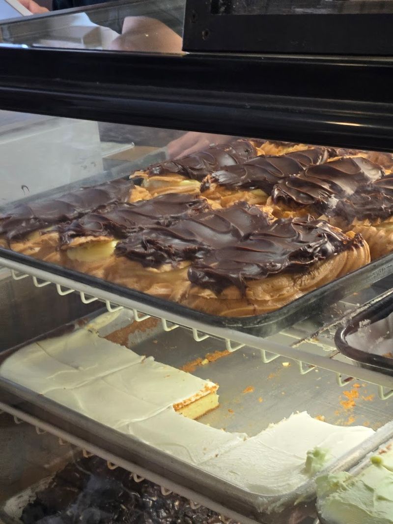 Tips For Enjoying Freshly Baked Goods