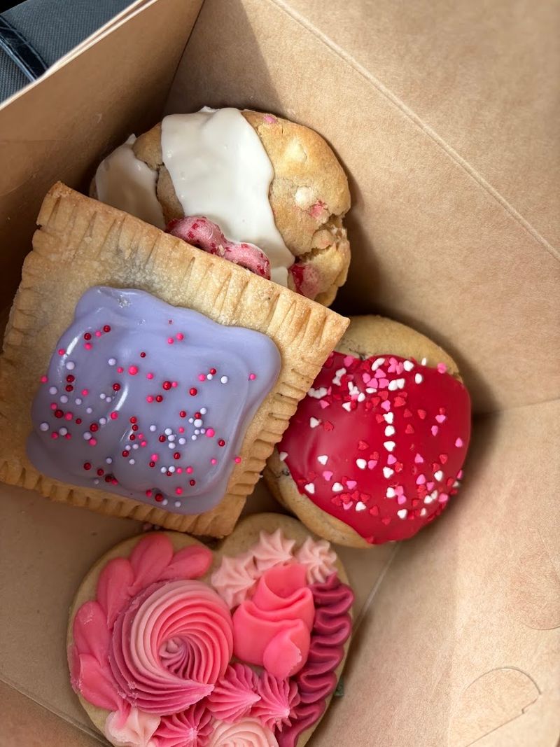 Kids Bake Here Too